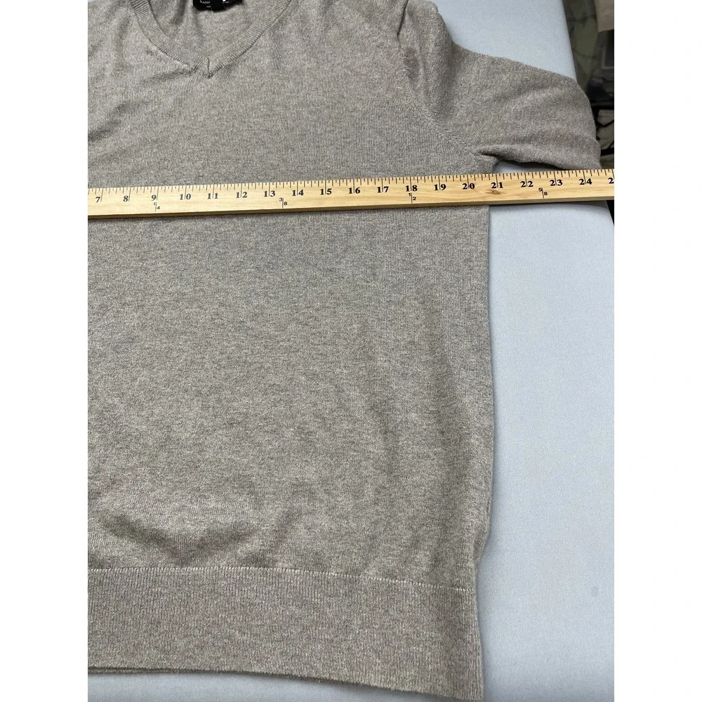 Banana Republic Men's M V-Neck Sweater Premium Luxe‎ Yarn Cotton Silk Blend Tan
